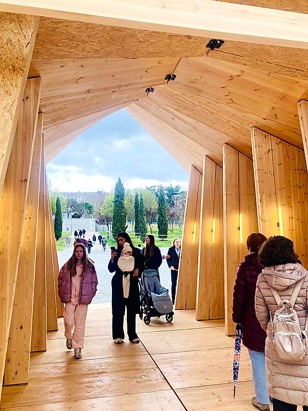 Travelling Pavilion in Madrid 3